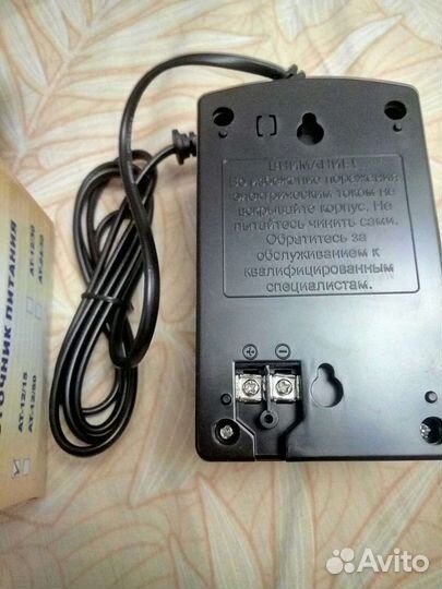 Источник питания на 12 вольт