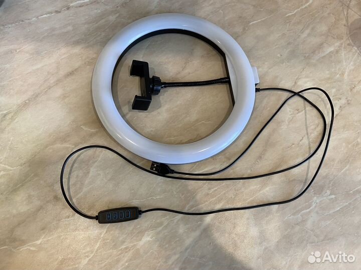 Кольцевая лампа без штатива 26 см