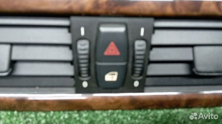 Накладка на торпеду Bmw 5-Series Правая