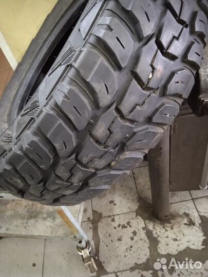 Kumho Road Venture M/T KL71 245/75 R16 Q
