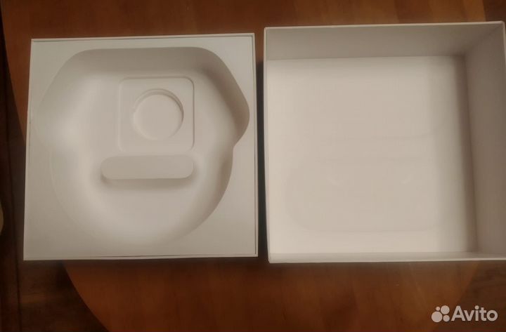 Коробка от наушников Apple Airpods Max