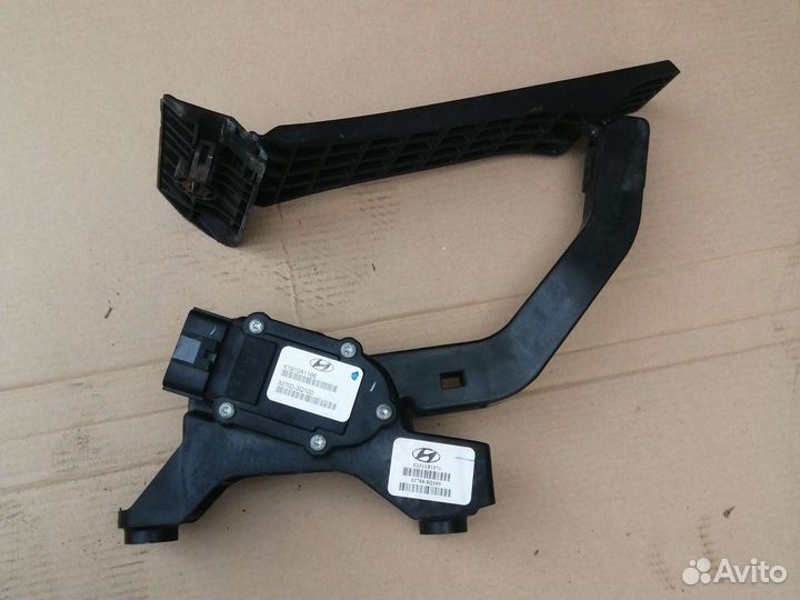 Педаль газа Hyundai Sonata 6 YF