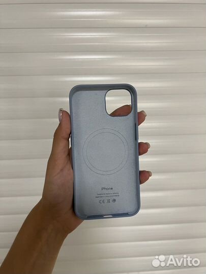 Кожаный чехол iPhone 13