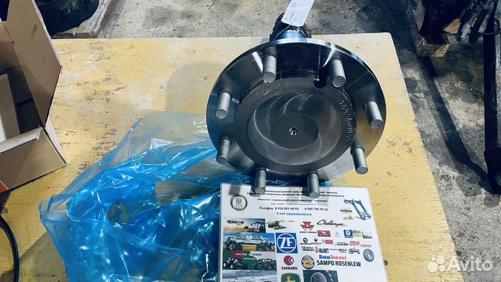 Полуось задняя 90002639 terrion 4200 DeutzFah165