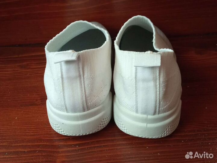 Кроссовки для девочки р. 31-32