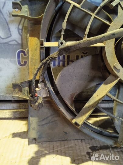 Диффузор вентилятора Hyundai Sonata 3 (Y3)