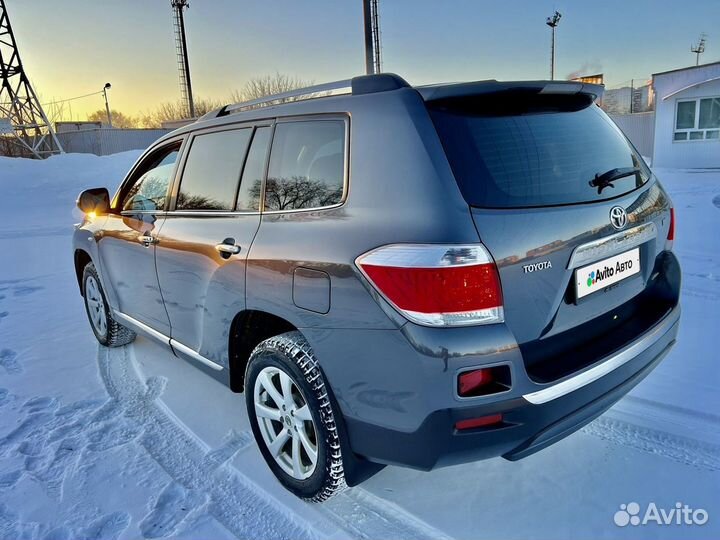 Toyota Highlander 3.5 AT, 2011, 286 500 км