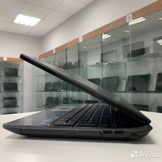 Ноутбук Samsung (Core i5/ 8gb/ 620M/ SSD)