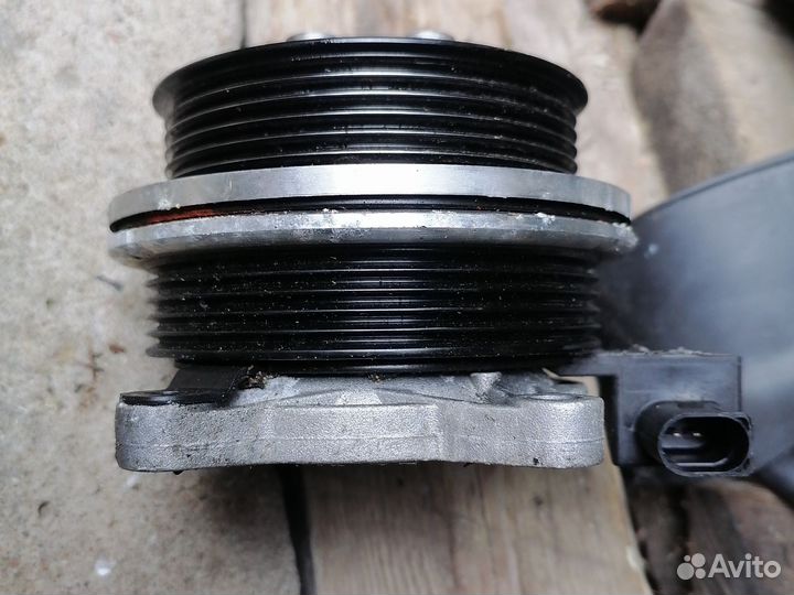 Водяная помпа VW touran