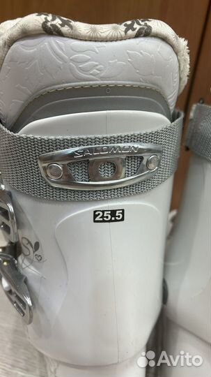 Женские горнолыжные ботинки Saloman