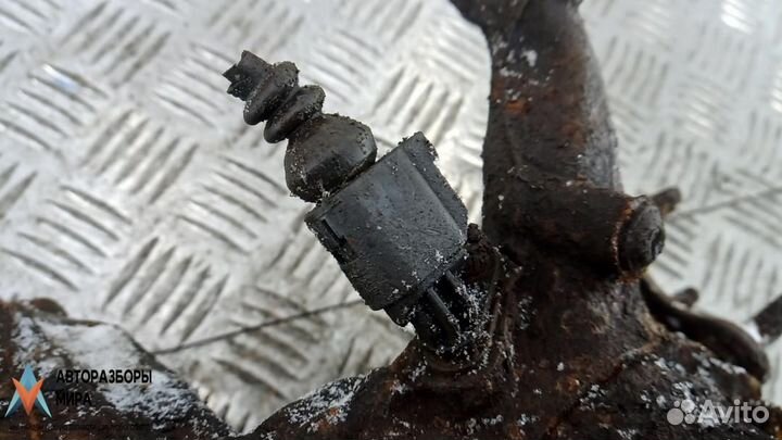 Ступица передняя левая Volkswagen Golf Plus 2006