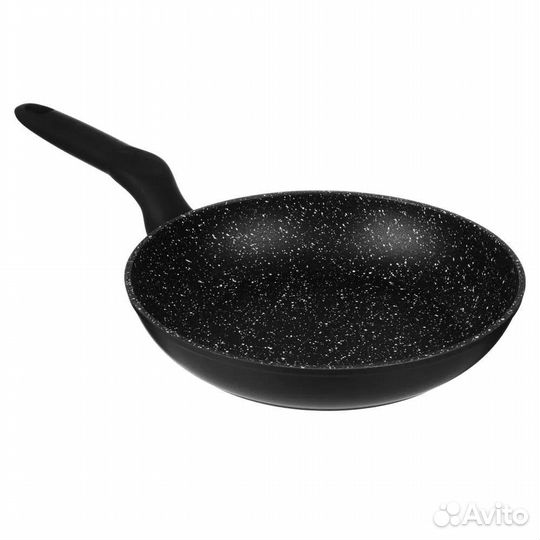 Набор посуды: казан/сотейник, кастрюля и сковорода