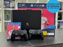 PS4 Pro+2 оригинальных геймпада+Fifa 20