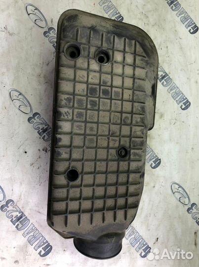 Резонатор фильтра воздушного ford mondeo 1