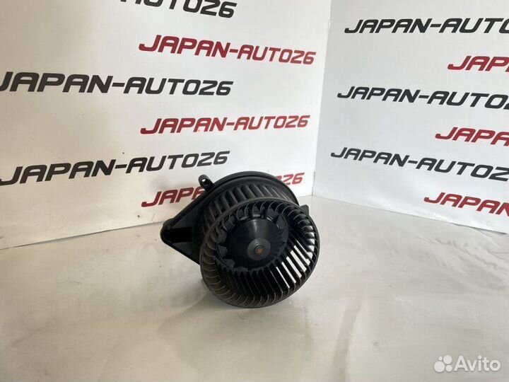 Моторчик печки Audi A4 B7 2.0L 2004—2009