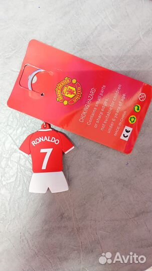 Рональдо Манчестер брелок футбольный Магазин