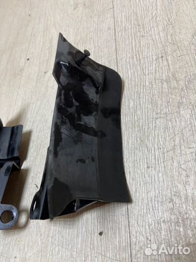 Брызговик Mercedes Benz C180 W203 M271.946 2004