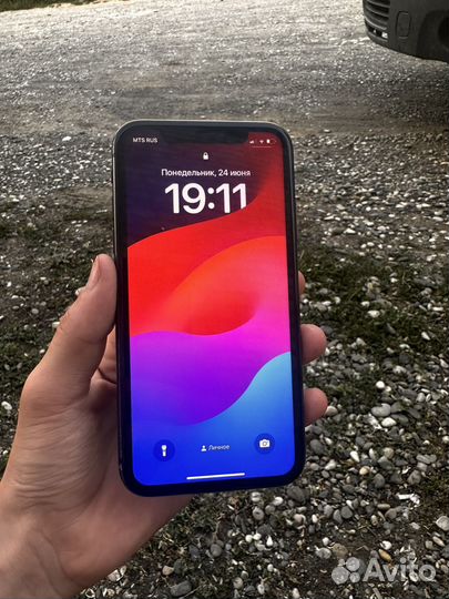 iPhone 11, 64 ГБ