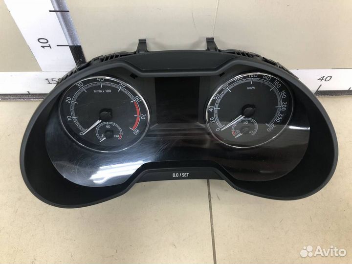 Б/У Панель приборов 5E0920780F VAG