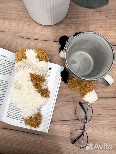 Ковровая вышивка котики