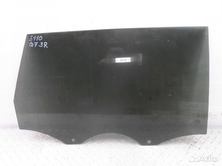 Стекло двери задней правой Audi Q7 4L