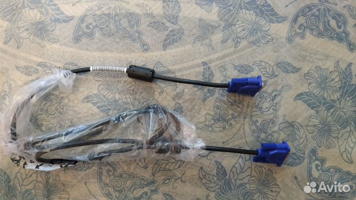 Кабель VGA-VGA