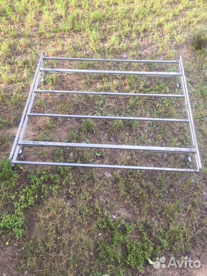 Багажник на машину