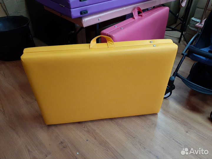 Стол массажный