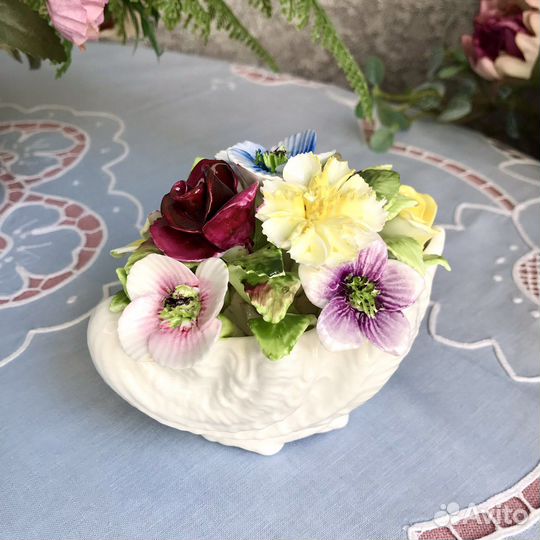 Статуэтки разные Фарфоровые цветы Coalport, Англия