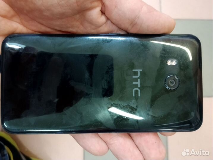 HTC U11, 4/64 ГБ