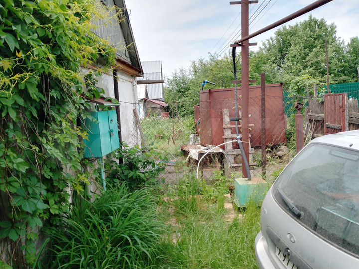 Дача 20 м² на участке 12 сот.