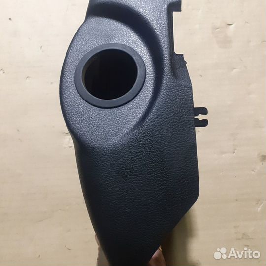 Кожух рулевой колонки ssangyong actyon NEW 2011