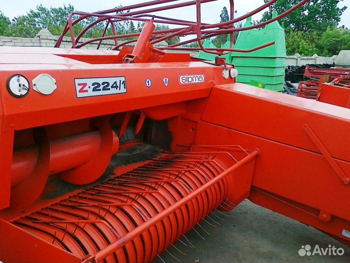Пресс-подборщик Claas Rollant, 1994