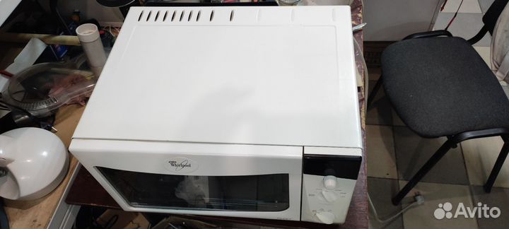 Микроволновая печь Whirlpool MT 232/WH бу