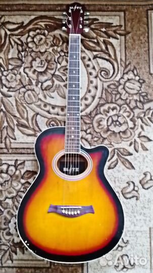 Акустическая гитара