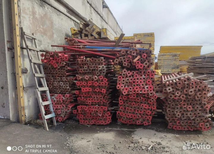Стойки телескопические. Аренда опалубки