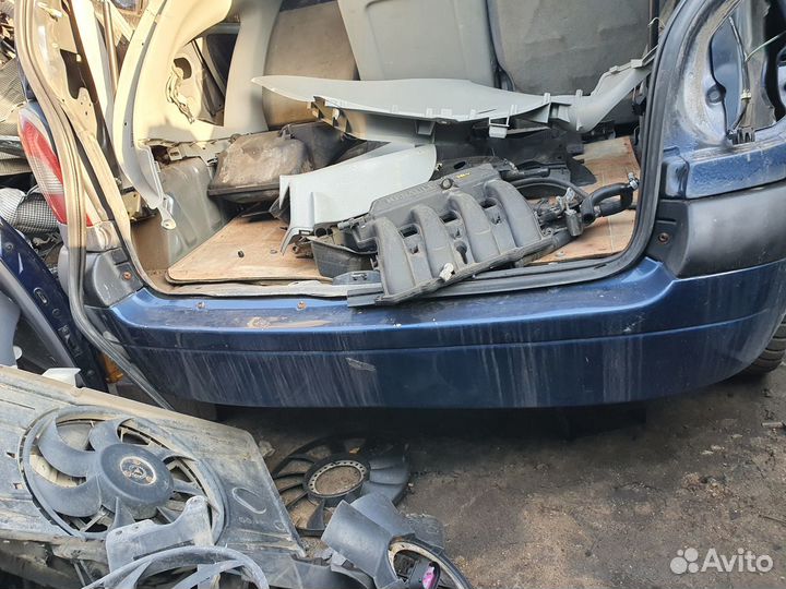Задний бампер Renault Megane Scenic 1 сценик рест