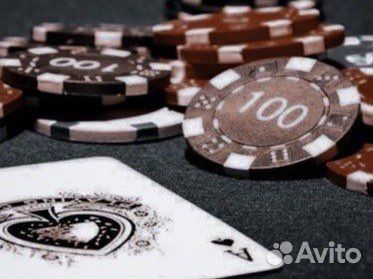 Ведущий игры мафия, настольных игр, покера