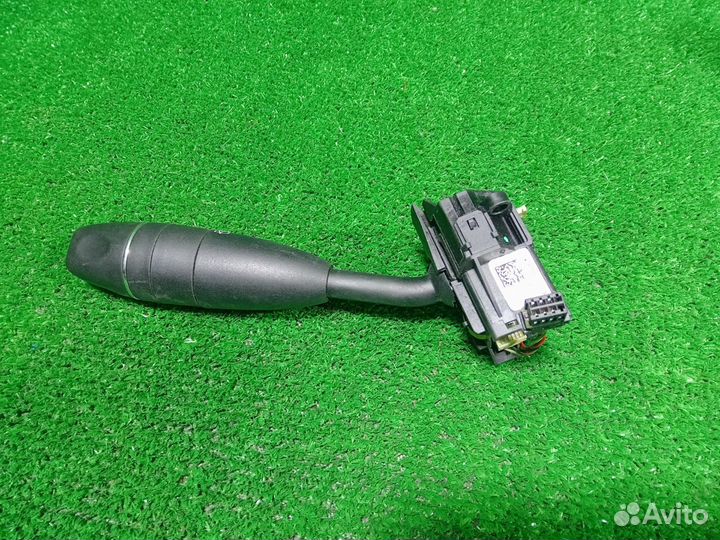 Подрулевой переключатель поворотников