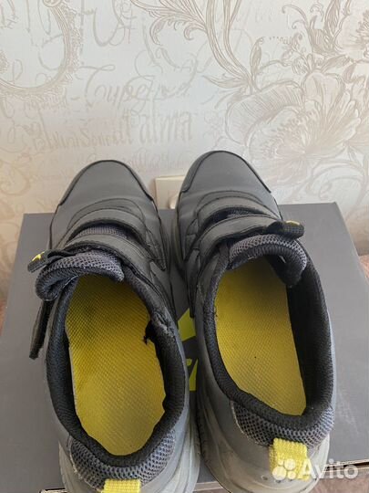 Кросовки 38 размер