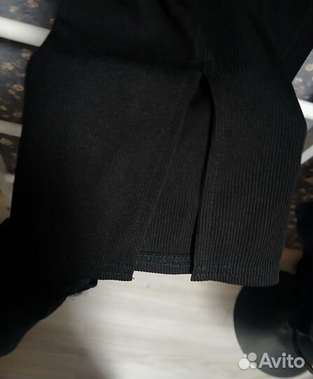 Юбка с разрезом