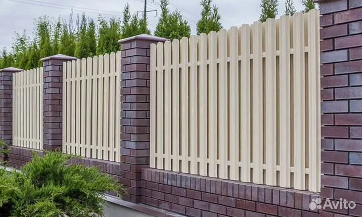 Забор из евроштакетника быстро качественно