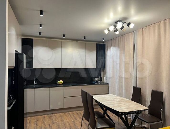 3-к. квартира, 93 м², 1/25 эт.