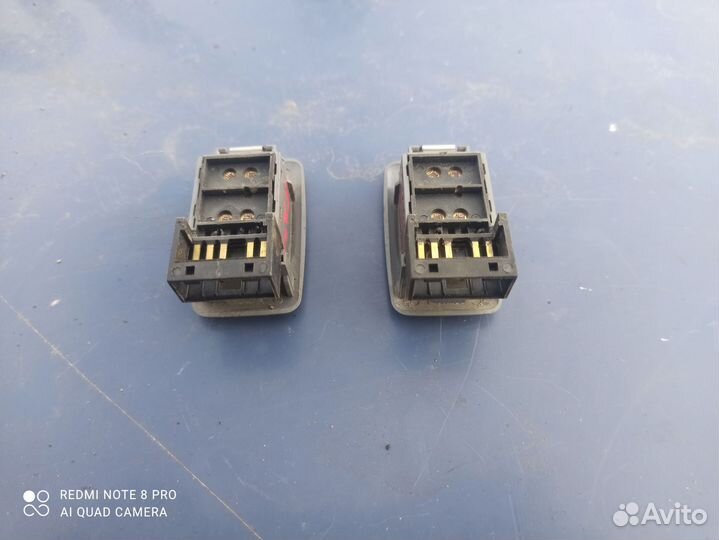 Кнопка стеклоподъёмника задняя FAW Vita