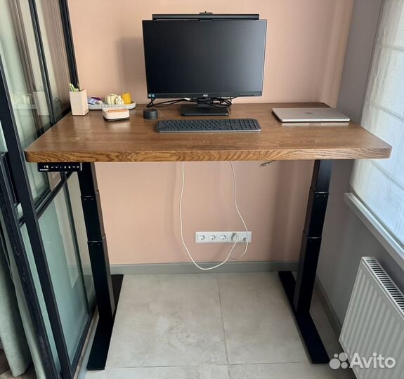 Стол с подьемным механизмом shapdesk