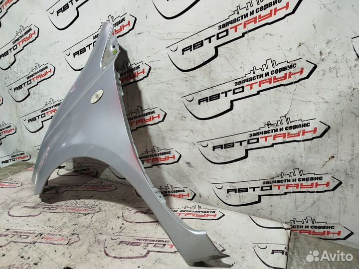 Крыло nissan note E11 NE11 ZE11 631011U630 переднее левое серый, K23 NA6955