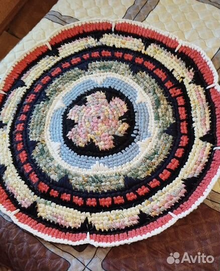 Коврики круглые вязанные