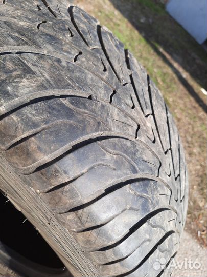 Federal Couragia S/U 285/60 R18