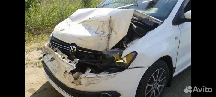 Volkswagen Polo Фольксваген Поло 1.6