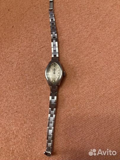 Часы вымпел заря чайка луч